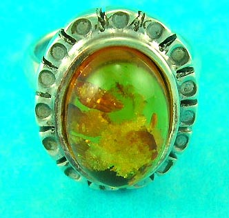wholesale to public jewelry presents classic amber ring with decoration on the side 