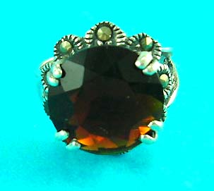 wholesale jewelry manufacturer distribute unique gemstone ring in unique style 