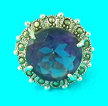 inexpensive jewelry king wholesale displays round shaped fashion ring with man-made diamond and artistic decoration on the side    