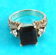 best jewelry online wholesale group manufactured square onyx ring with artistic decoration on side    